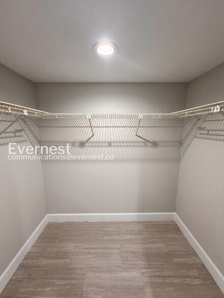 Building Photo - 13601 Frigate Ct