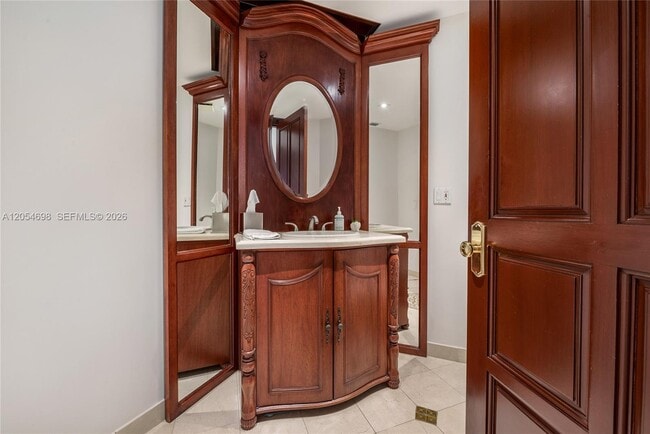 Building Photo - 13633 Deering Bay Dr
