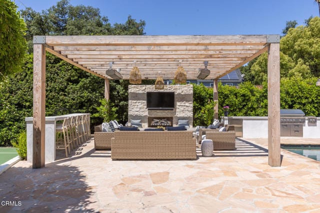 Building Photo - 4435 Encinas Dr