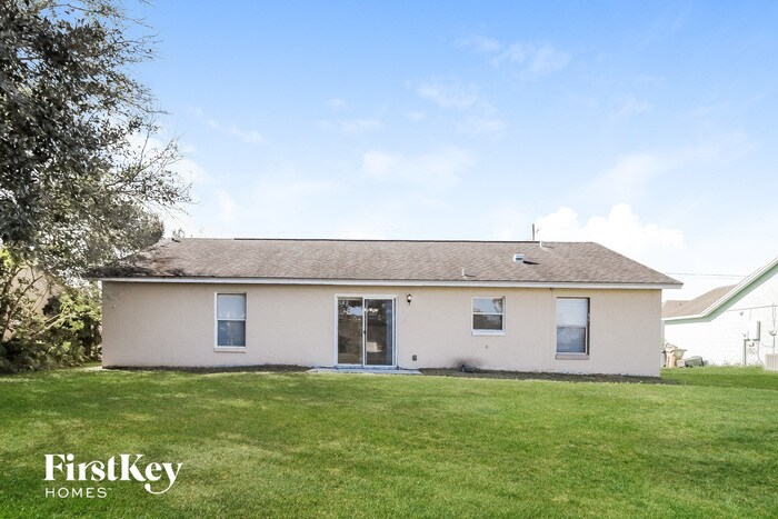 Building Photo - 315 Caen Ct