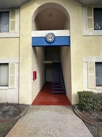 Building Photo - 90 Hidden Lake Dr