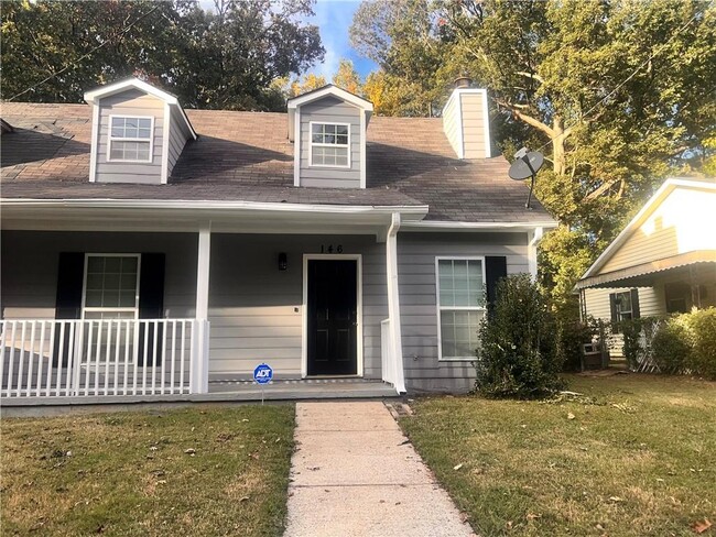 Primary Photo - 146 Timber Creek Ln SW