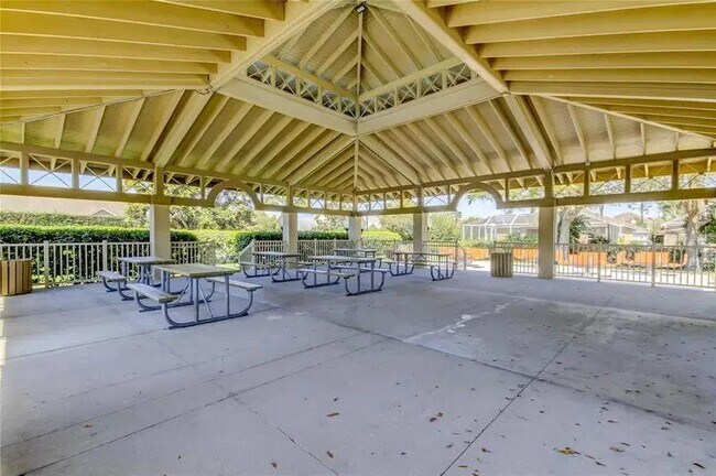 Building Photo - 1539 Crossvine Ct