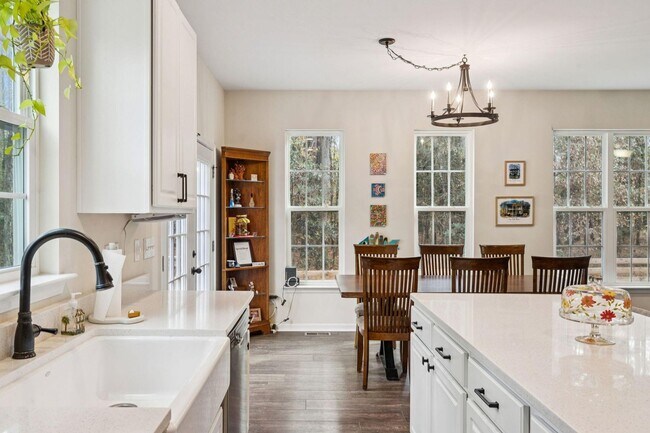 Building Photo - 4 Bedroom, 2.5 Bathroom Home in The Refuge at Ravenel - Ravenel
