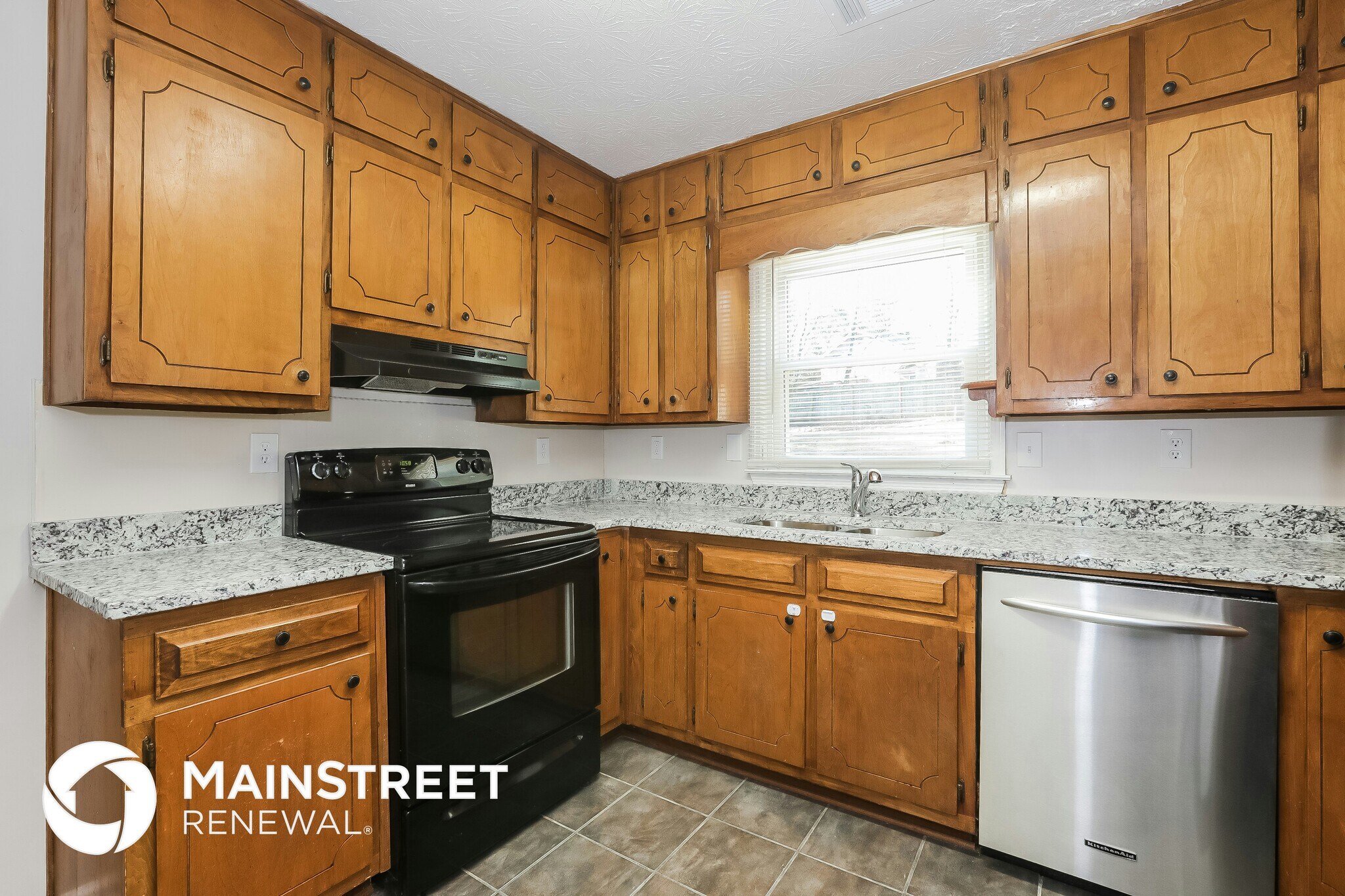 Building Photo - 369 Hillridge Dr