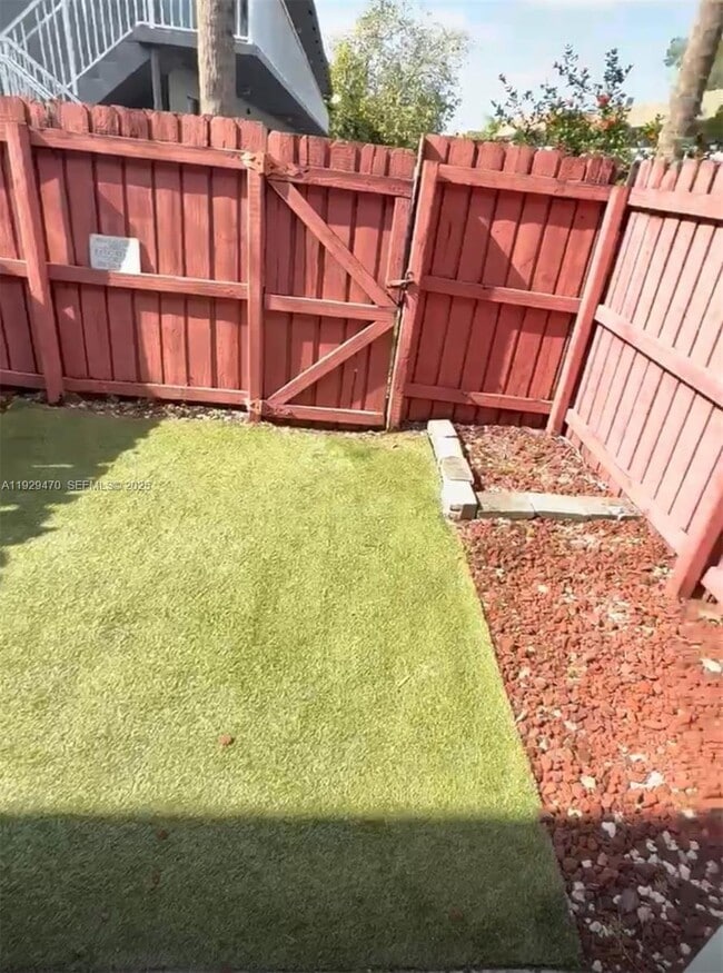 Building Photo - 837 NW 46th Ave