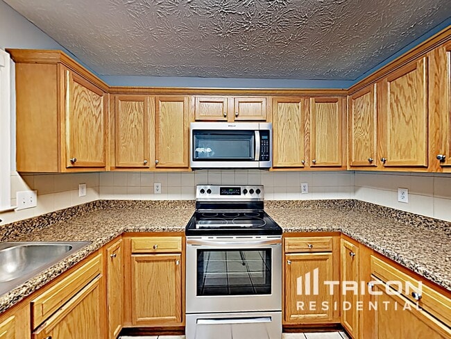 Building Photo - 1035 Peace Dr