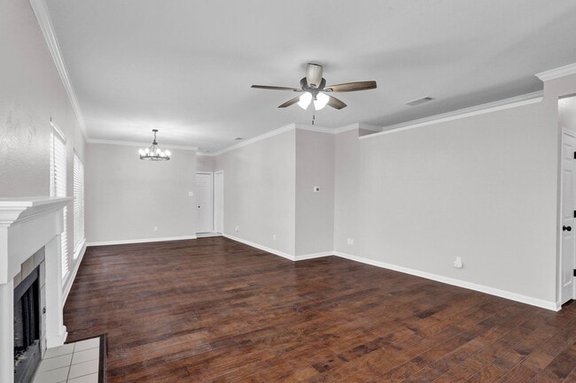 Building Photo - Coppell Cul-De-Sac living.  Ready Now!