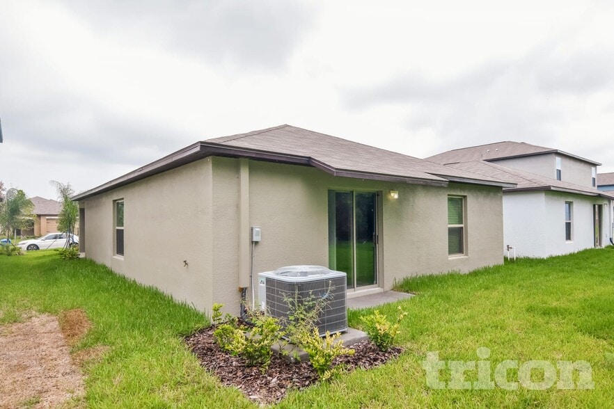 Building Photo - 12739 Lemon Pepper Dr