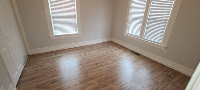 Building Photo - Beautiful Remodeled Home, 3 years ago, loc...