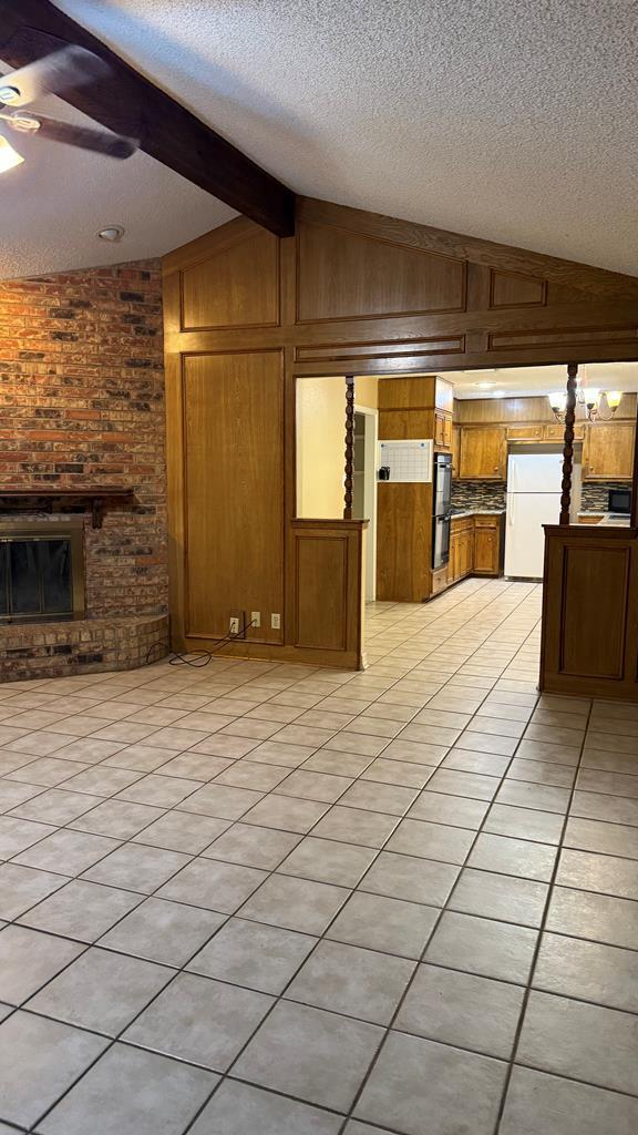 Building Photo - 2602 Wydewood Dr
