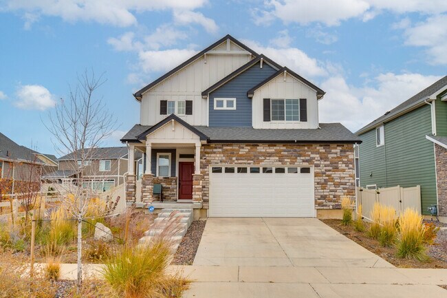 Building Photo - 3998 N Rivera Ct