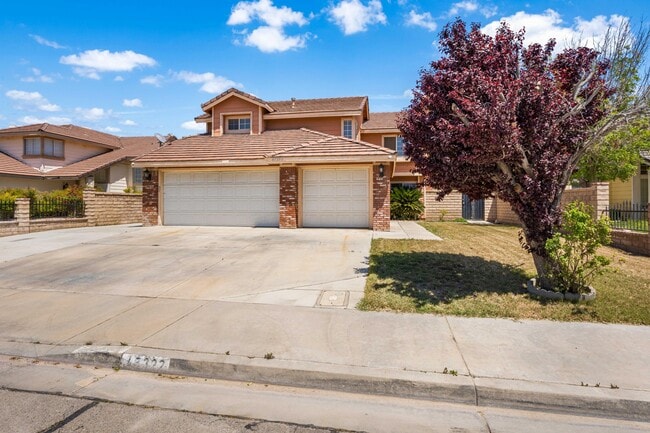 Building Photo - 45322 Pickford Ave