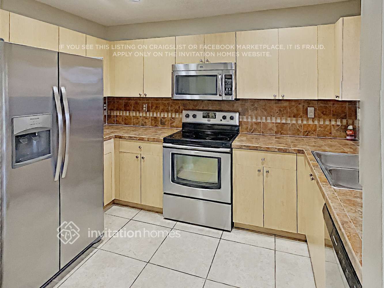 Building Photo - 3673 SW 153rd Pl