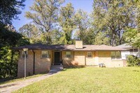 Building Photo - Newly Renovated 2/2 Duplex Unit Minutes From Decatur Square & Va Highlands!