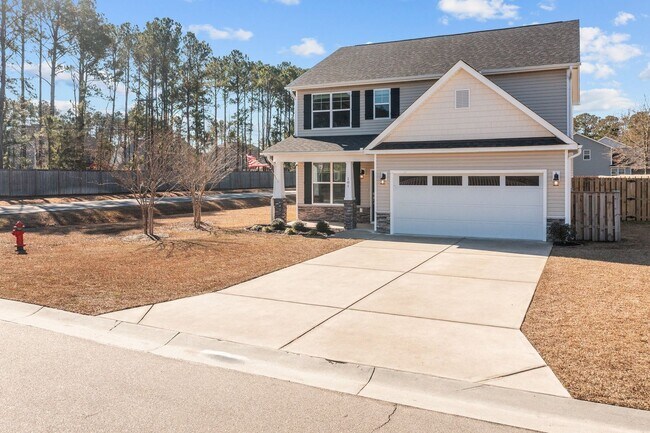 Building Photo - 3 Bedroom Home in Sneads Ferry
