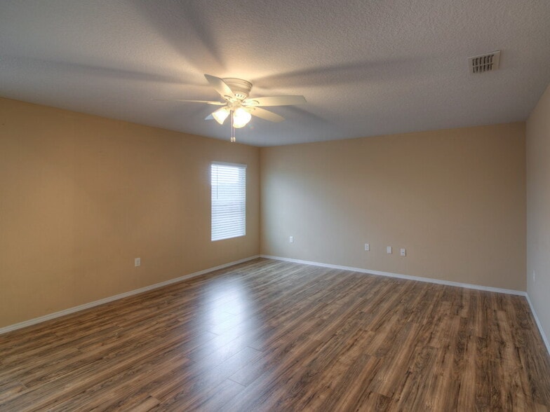 Building Photo - 2929 Breezy Meadow Rd