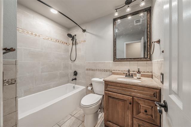 Building Photo - 2890 Elsinor Dr