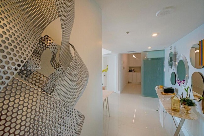 Building Photo - 800 Claughton Island Dr
