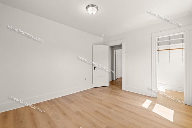 Building Photo - University Park Farmhouse with Yard, Deck ...