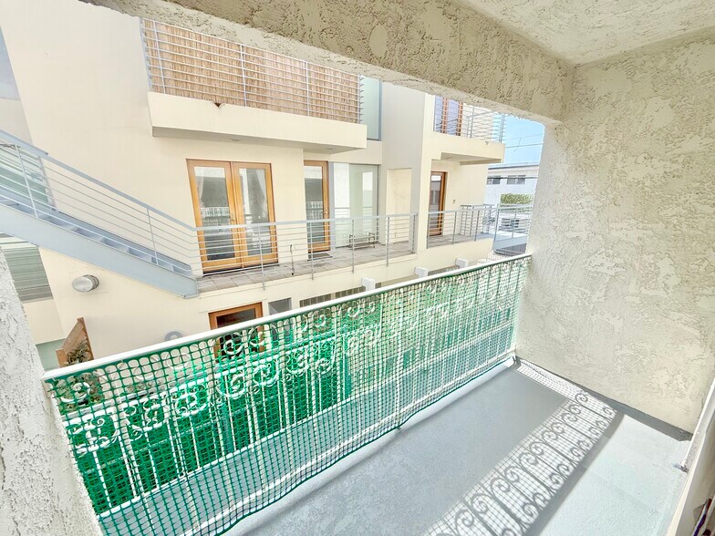 Building Photo - 1534 11th St