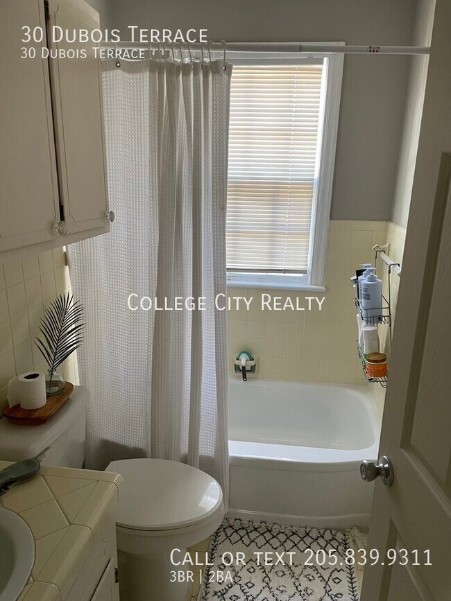 Building Photo - 30 Dubois Terrace