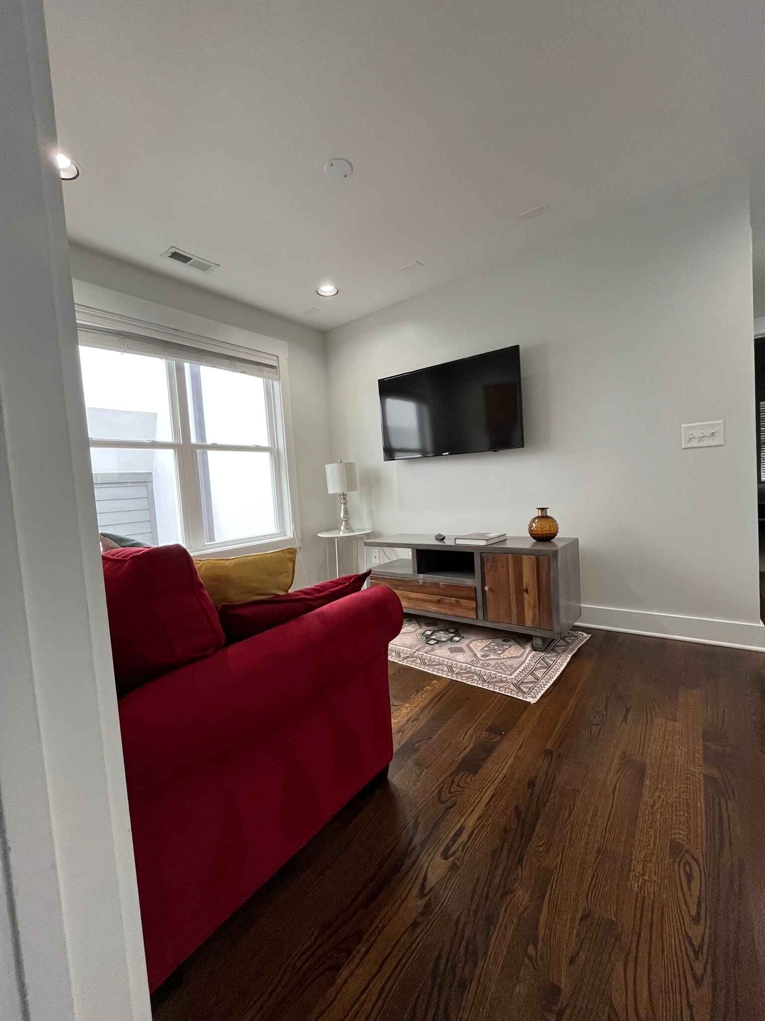 Building Photo - 1705 14th Ave S