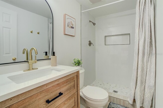 Building Photo - 8541 Briar Grove Cir