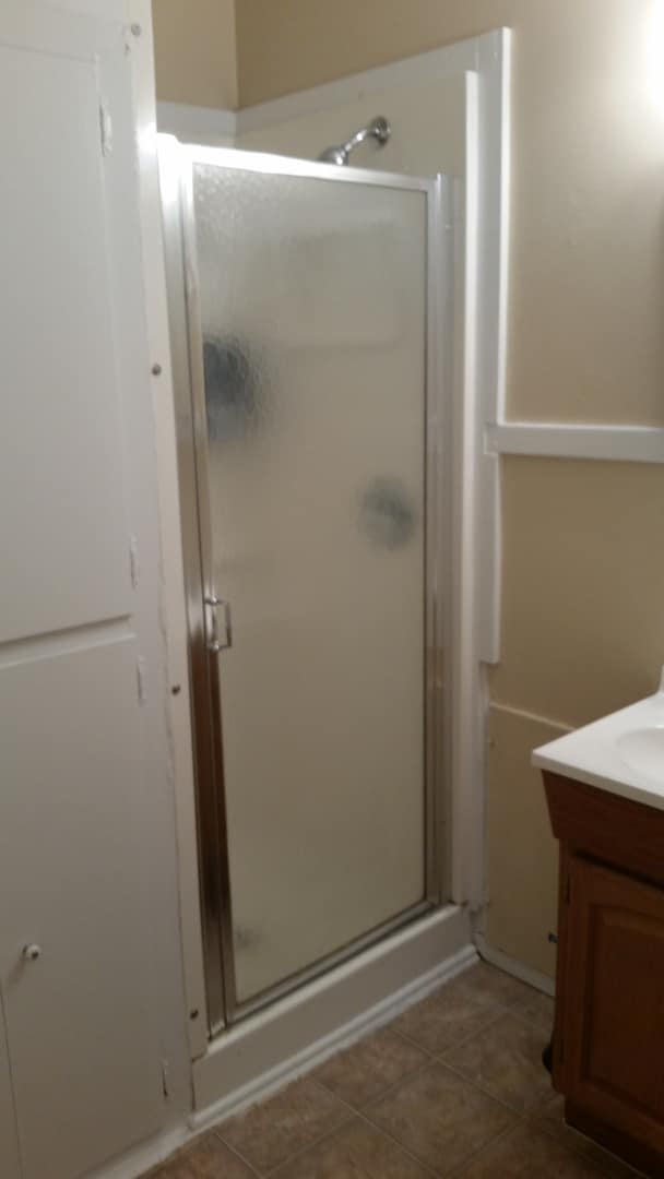 Building Photo - Great 3 bedroom 2 bath rancher at an amazi...