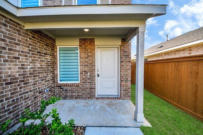 Building Photo - 3052 Dawn Sound Dr