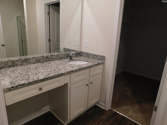 Building Photo - 228 Sundew Rd