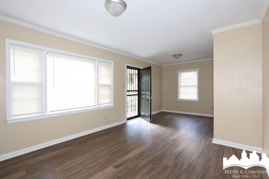 Building Photo - 3477 Kensett Dr