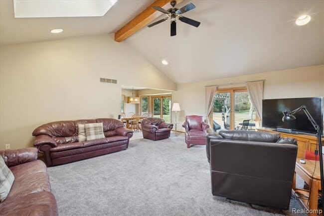 Building Photo - 7700 Trumble Rd