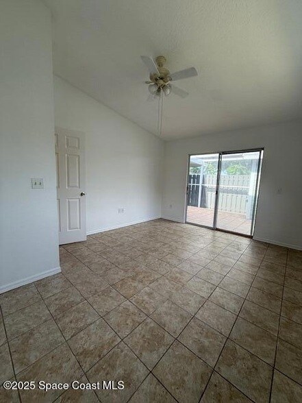 Building Photo - 1931 Quail Ridge Ct