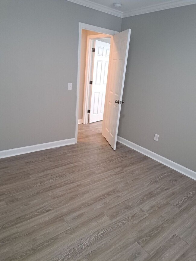 Building Photo - 7325 Claudia's Way