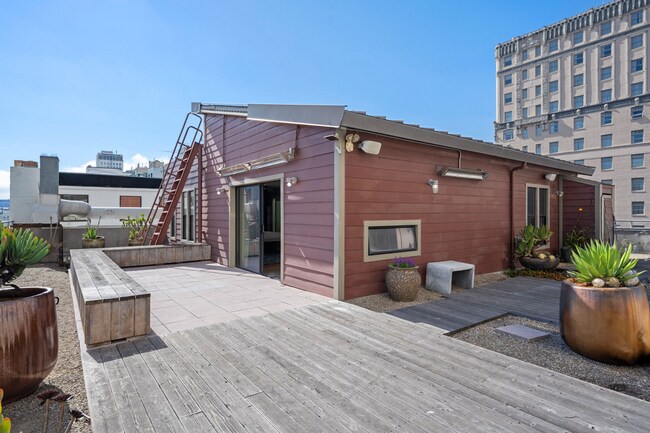 Building Photo - 345 Taylor St