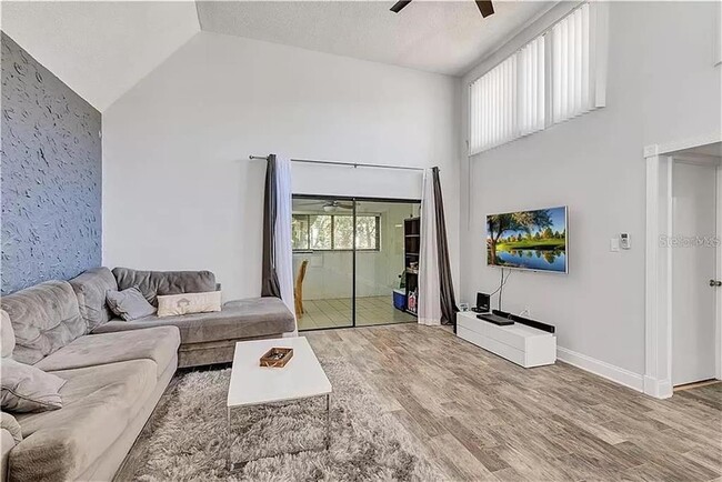 Building Photo - 5818 Windhover Dr