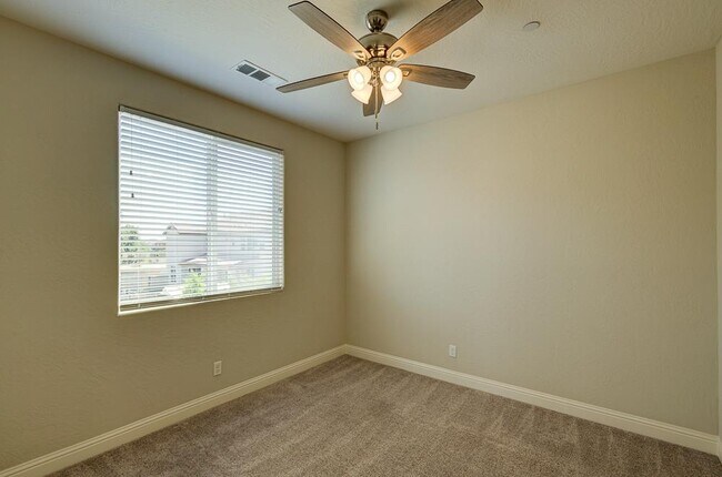 Building Photo - 1148 Cordova Ave