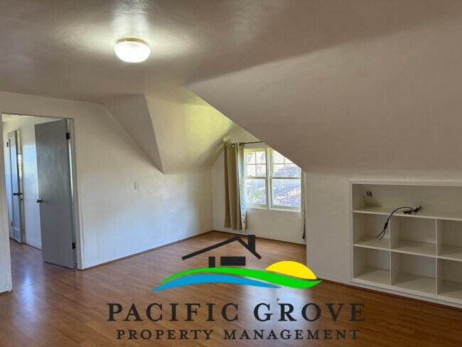 Building Photo - Delightful 3-Bedroom, 2 bath home in Pacif...