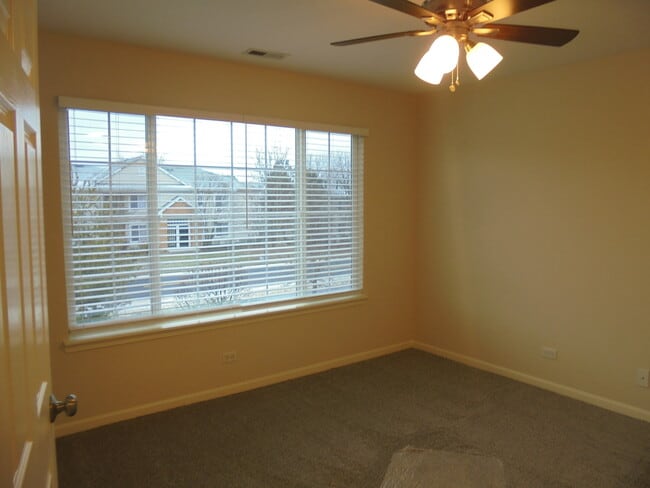 Building Photo - 32454 Rushmore Ave