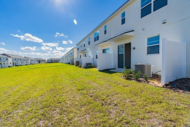 Building Photo - 1187 Boardwalk Pl