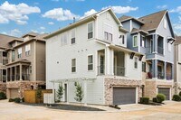 Building Photo - 1411 Adell Rose Ln