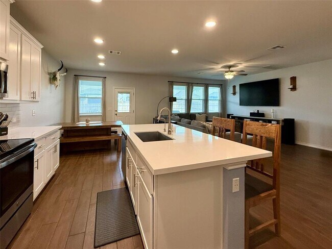 Building Photo - 161 Andesite Trl