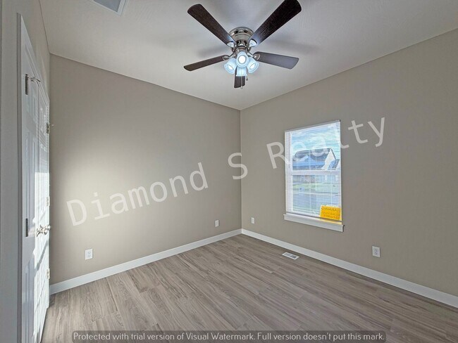 Building Photo - Brand New Build in Desirable Ozark Neighborhood!