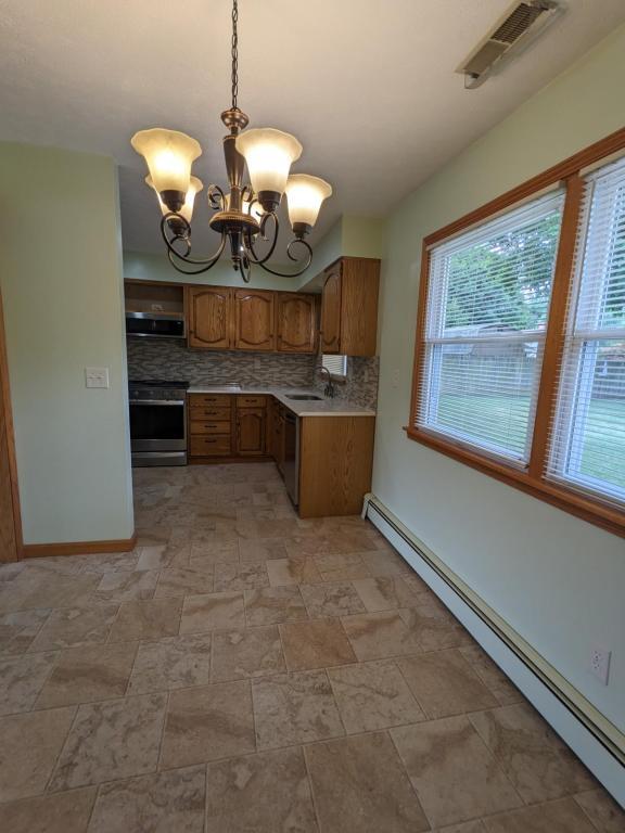 Building Photo - 3515 Melody Ln E