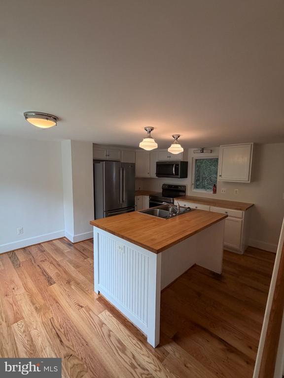 Building Photo - 33709 Clifton Farm Ln