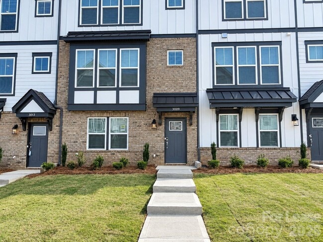 Building Photo - 3009 Rexton Ln