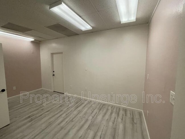 Building Photo - 1901 Railroad Ave