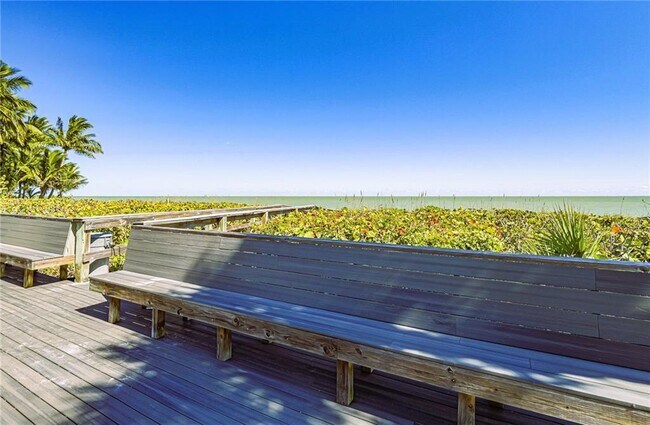 Building Photo - 1821 Mooringline Dr