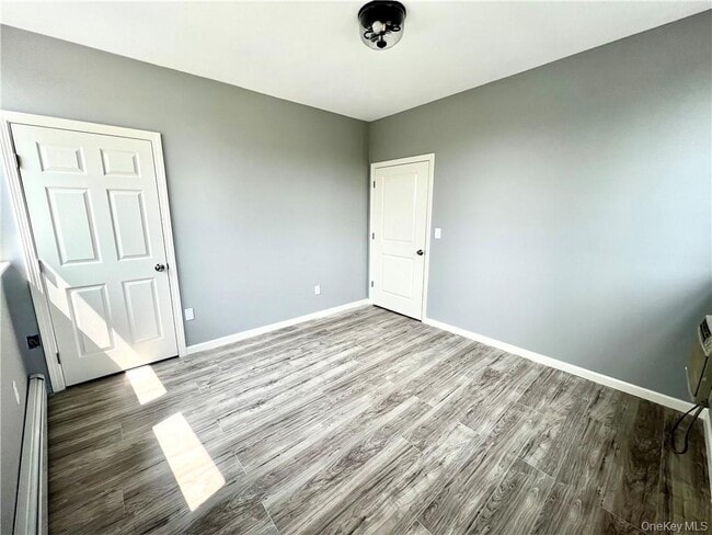 Building Photo - 39 Church St